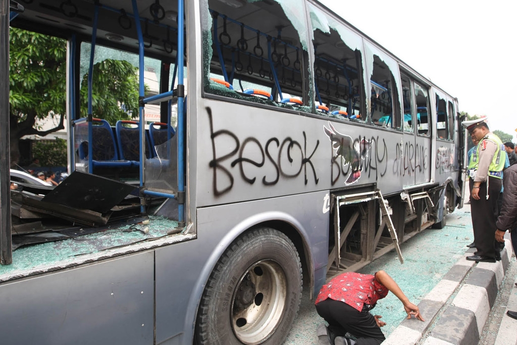 BUSWAY DIAMUK MASSA