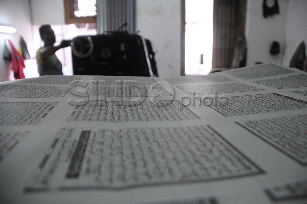 Permintaan Al-Quran...
