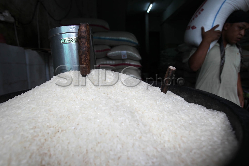 Pasar Tradisional hadapi...