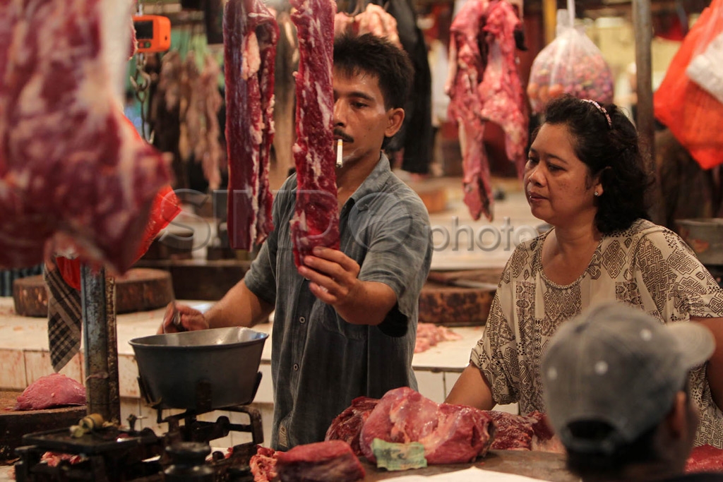 Pasar Tradisional hadapi...