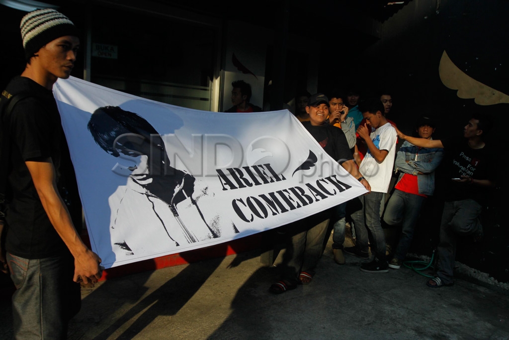 Jelang Bebasnya Ariel