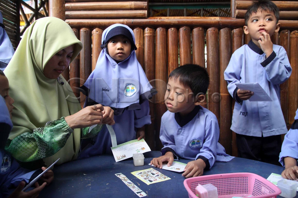 Kirim Kartu Lebaran