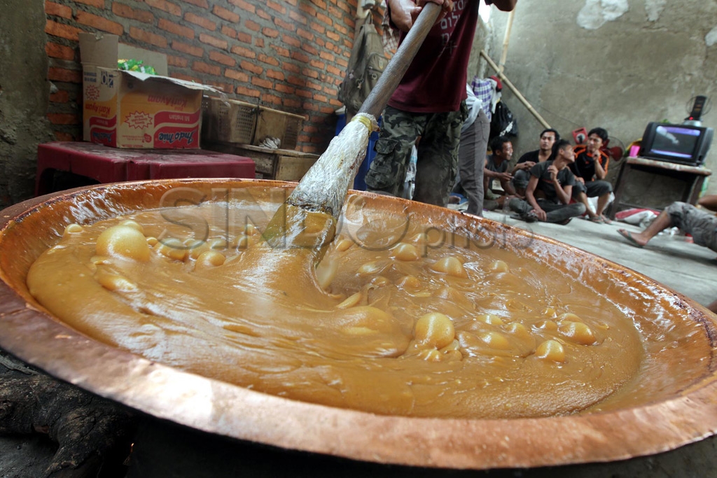 Produksi Dodol Meningkat
