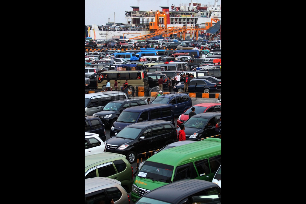 Antrian Pelabuhan Merak