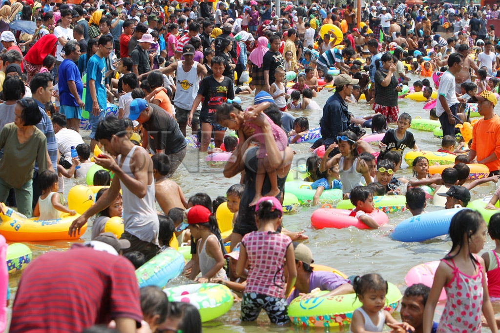 Tumpah Ruah Di Ancol