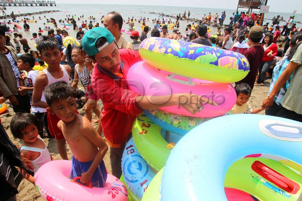 Tumpah Ruah Di Ancol