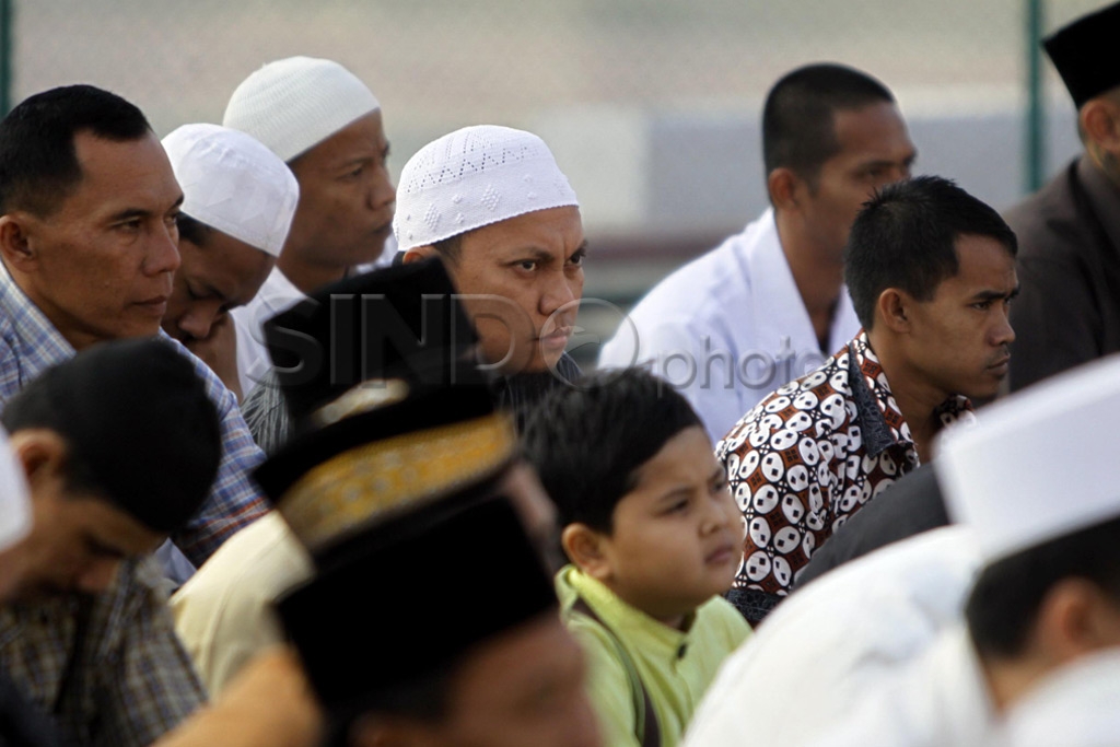 Gayus Shalat Ied