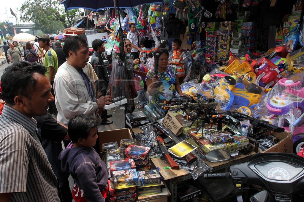 Mainan Dari Pasar Gembrong
