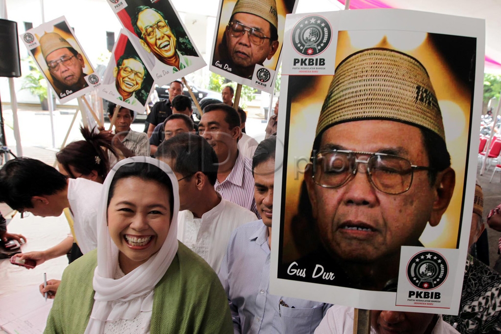Yenny Wahid Daftar Partai