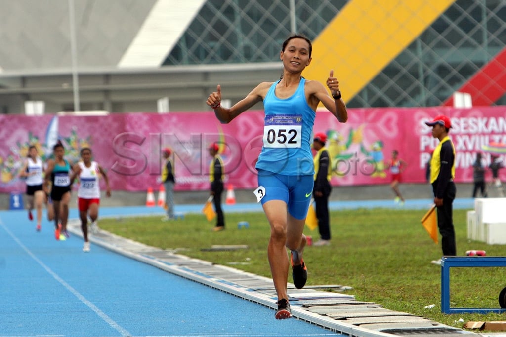 Emas 1500 Meter Putri