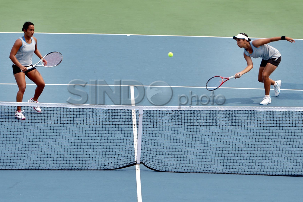 EMAS TENIS GANDA PUTRI...