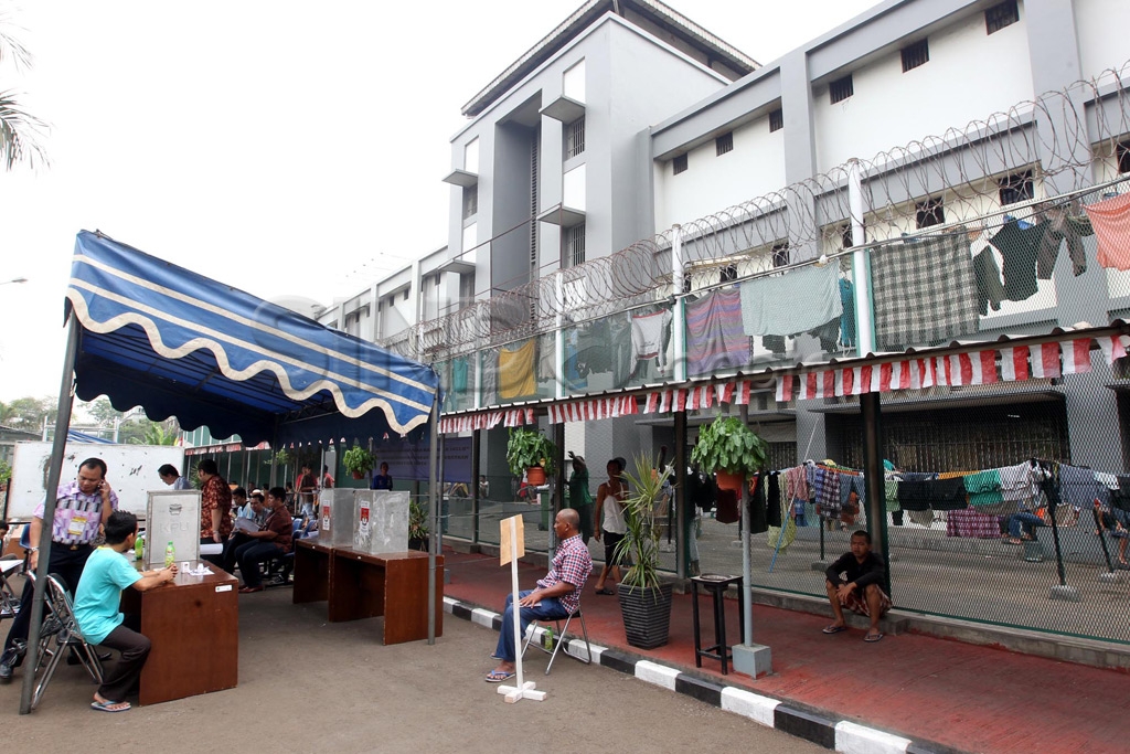 Nyoblos Dalam Penjara