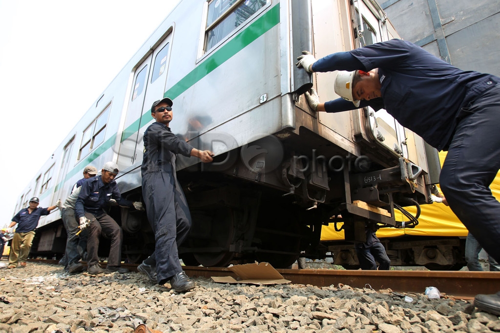 Kereta Dari Jepang