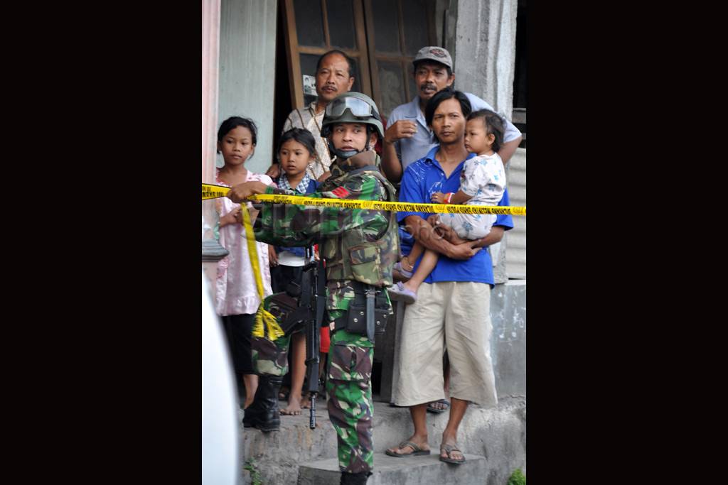 Gerebek Rumah Teroris