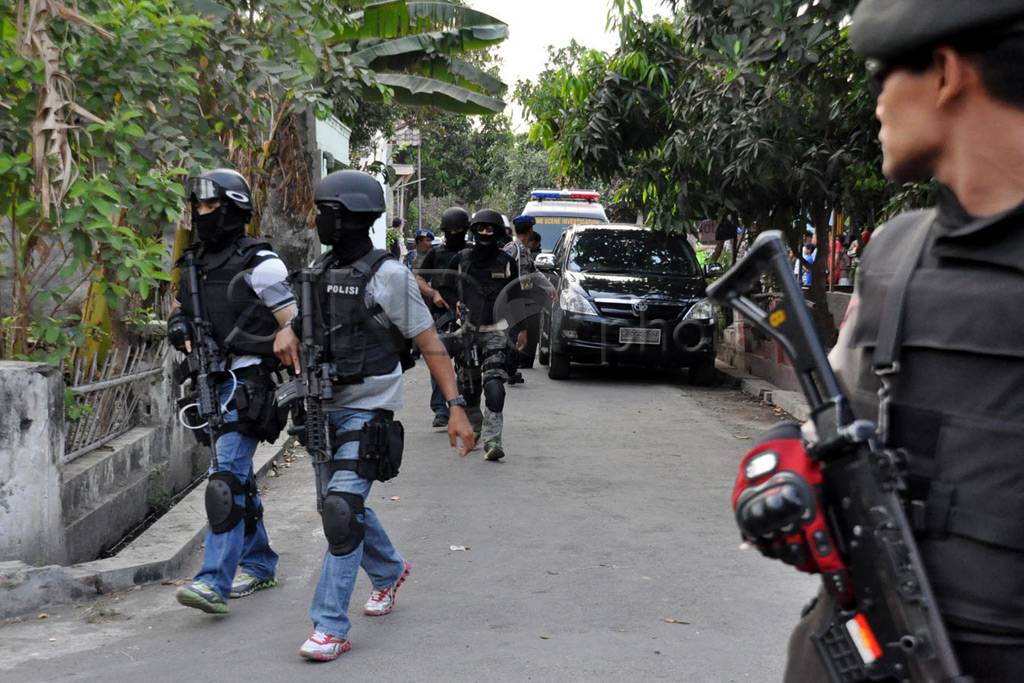 Gerebek Rumah Teroris