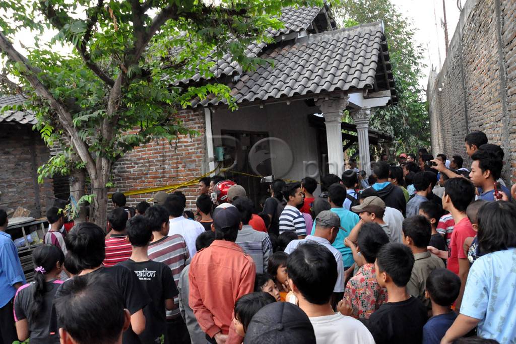 Gerebek Rumah Teroris