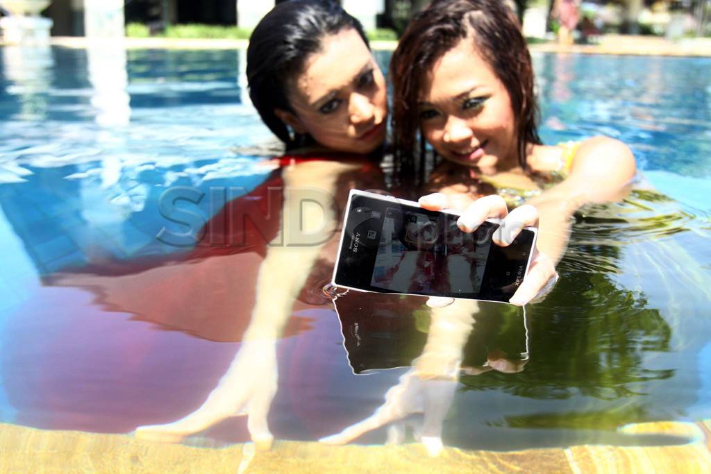 Smartphone Tahan Air