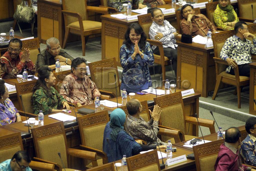 Batik Anggota Dewan