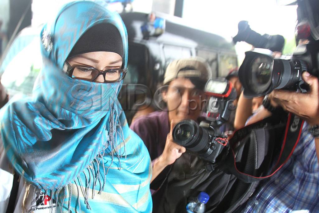 Neneng Segera Sidang