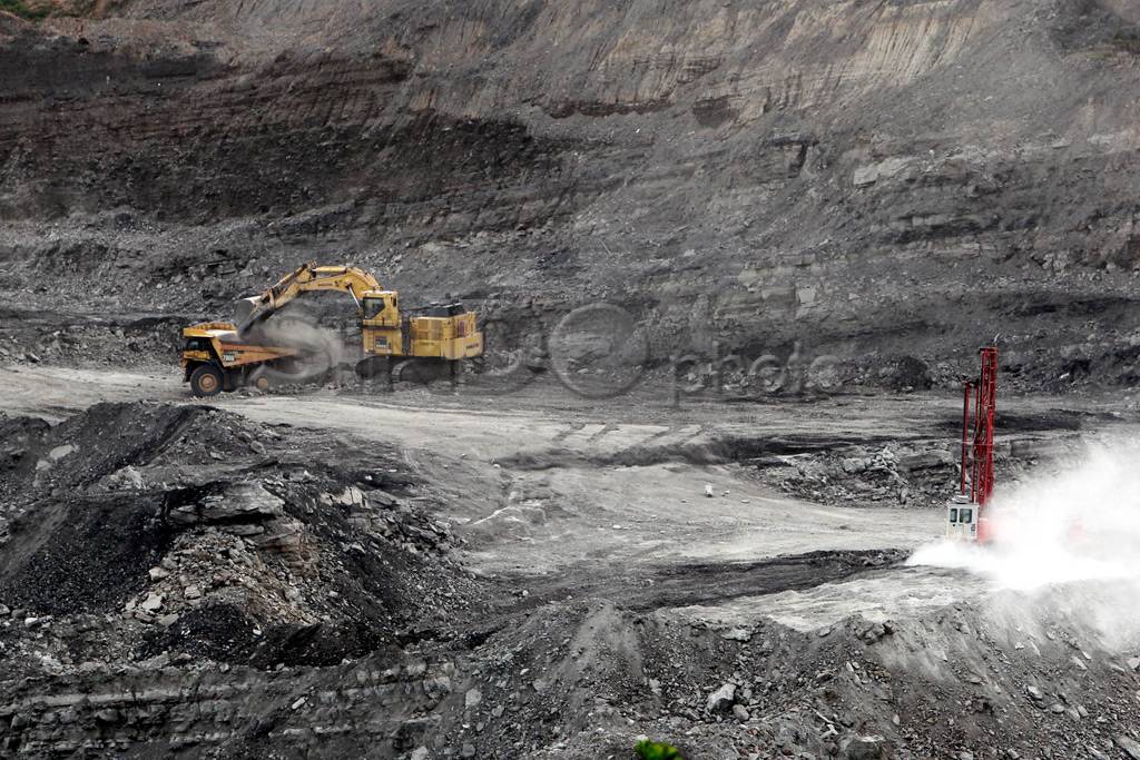 Harga Batubara Turun