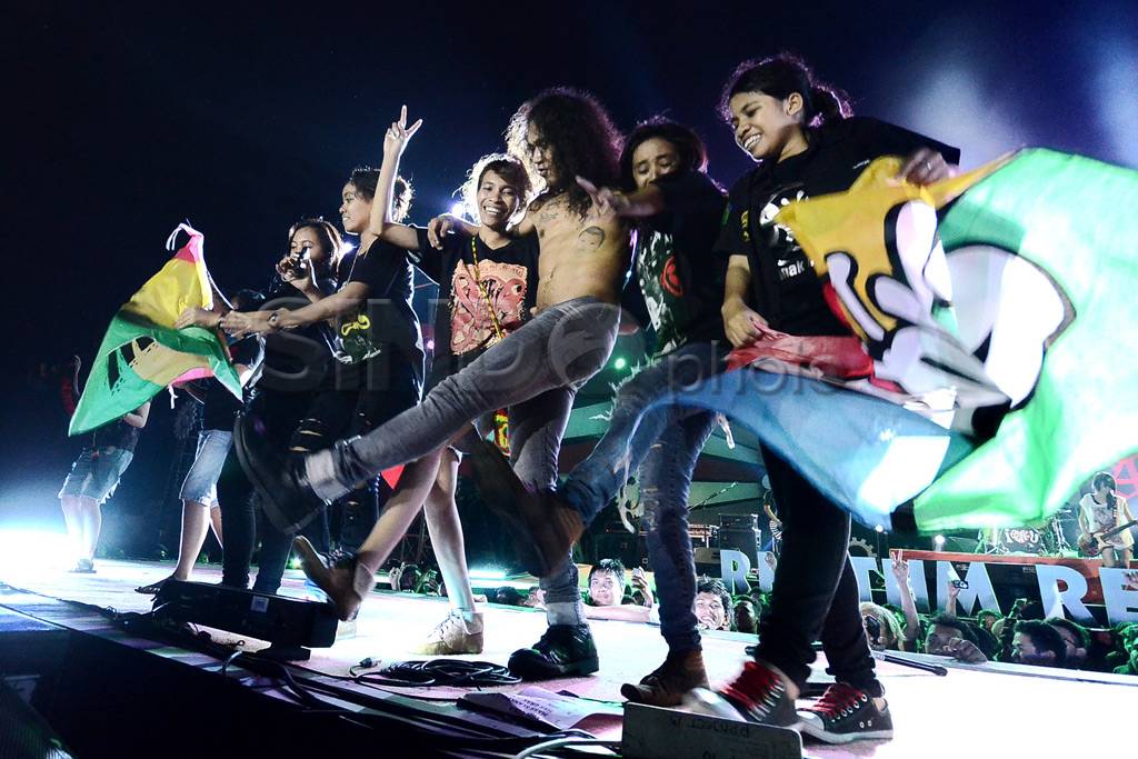 Slank Tutup Soundrenaline...