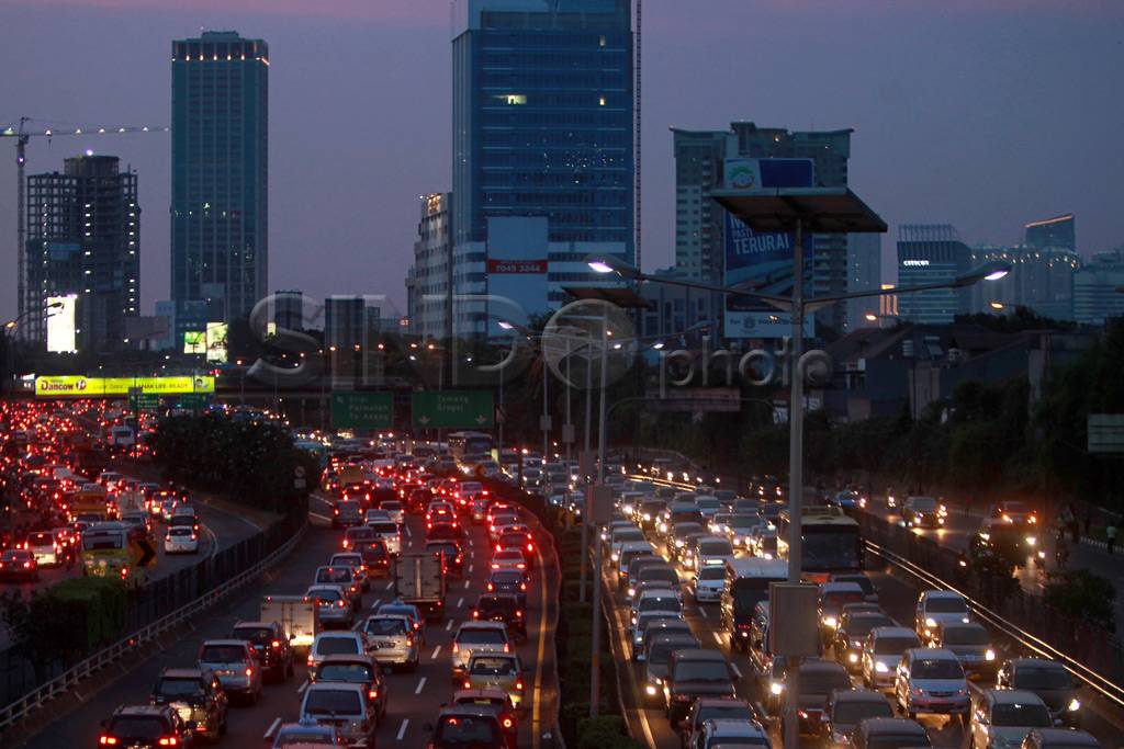 Lampu Jalan Tenaga Surya