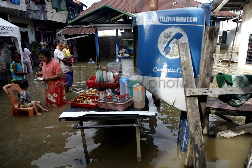 Ratusan Rumah Terendam