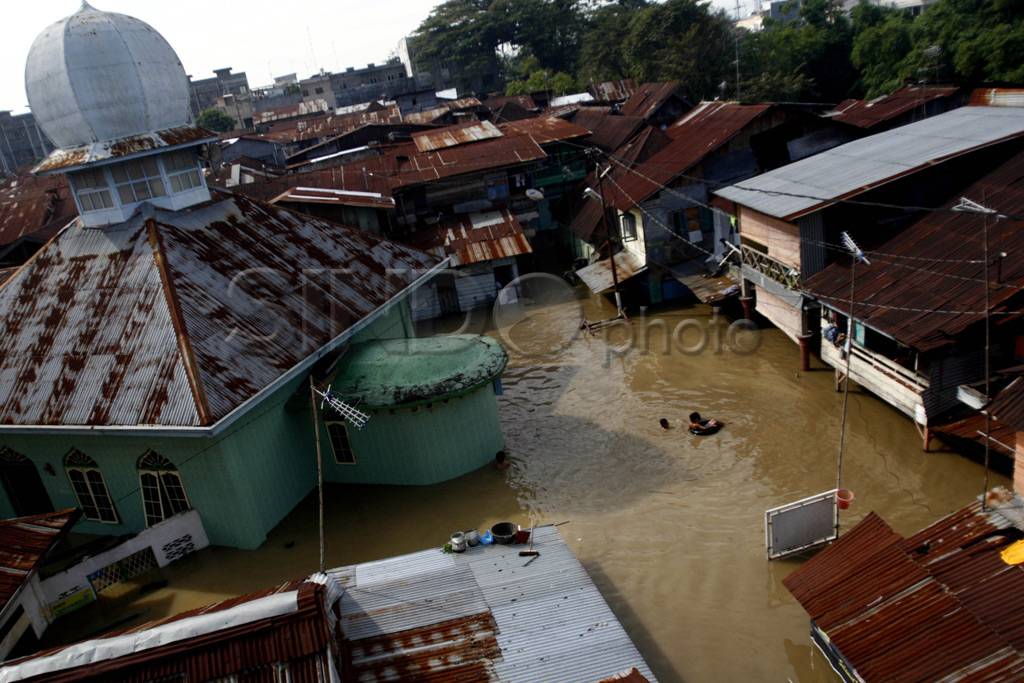 Ratusan Rumah Terendam