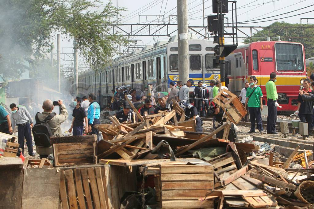 Stasiun Duri Bersih...