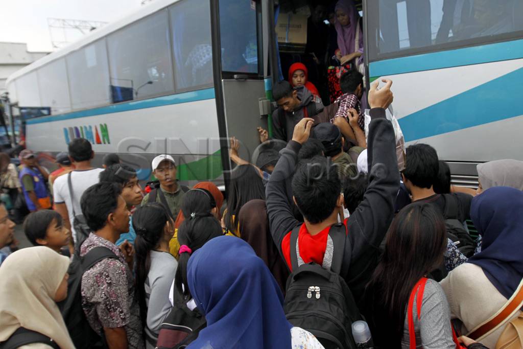 Kepadatan Cicaheum Jelang...