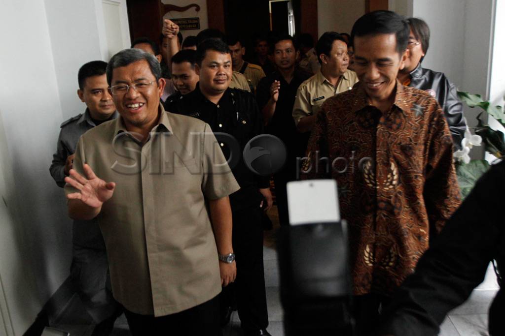 Jokowi Bertemu Ahmad...