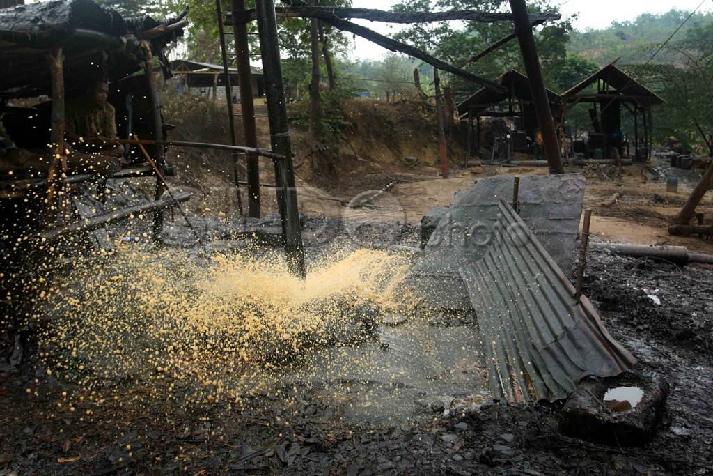 Penambang Minyak Tradisional