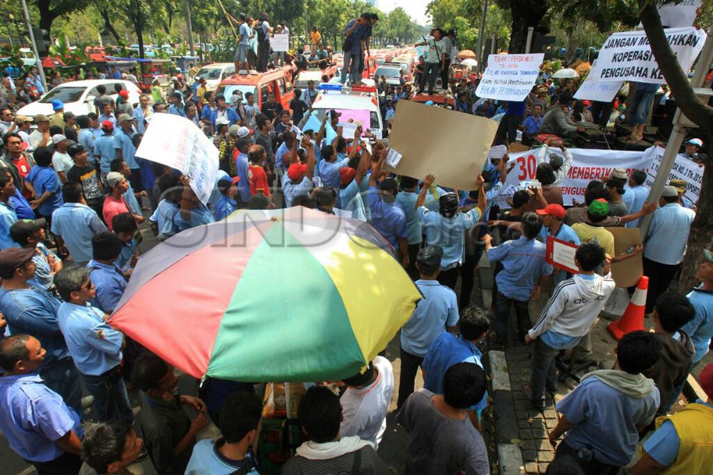 Demo Sopir Angkot