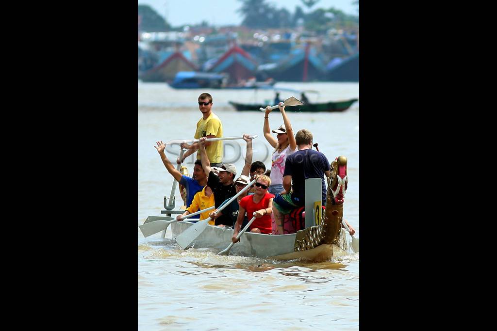 International Musi Triboatton...