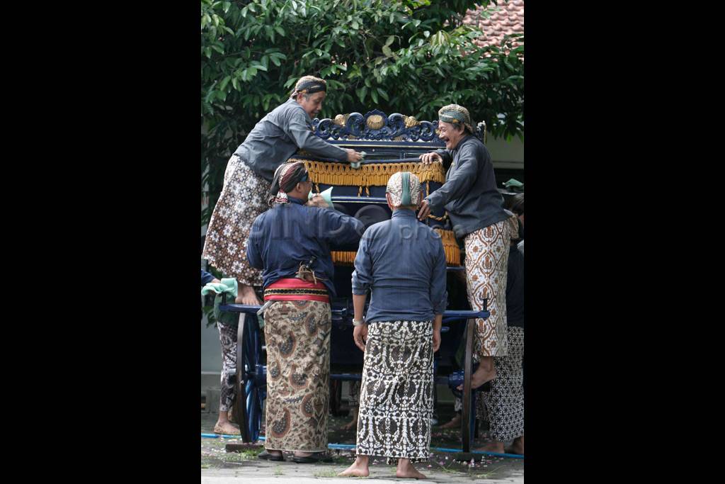 Jamasan Kereta Paku...