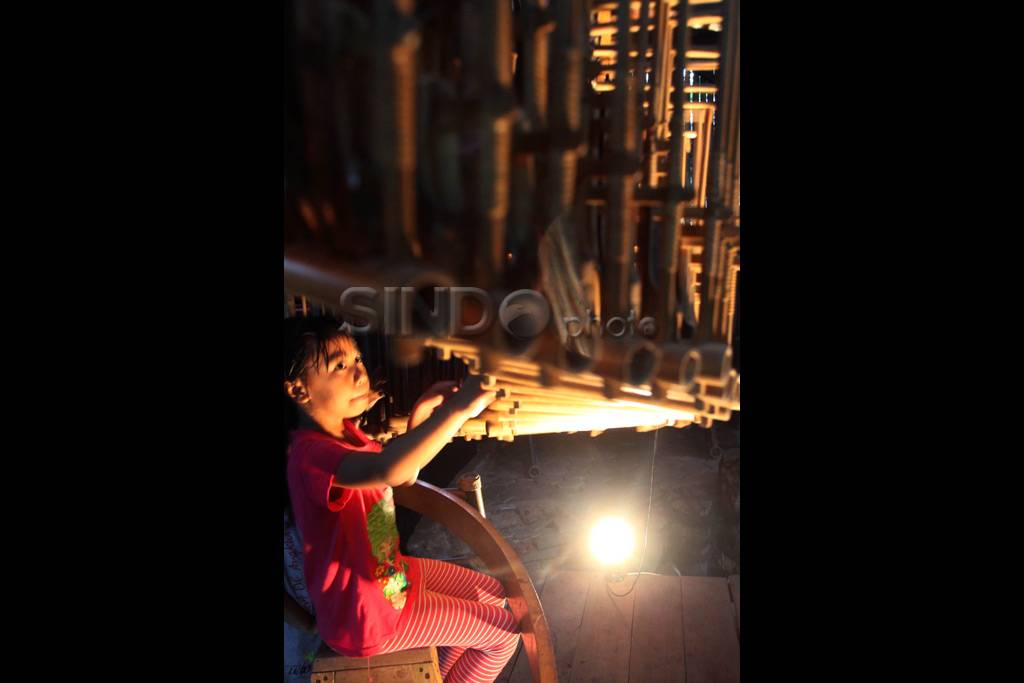 Lestarikan Angklung