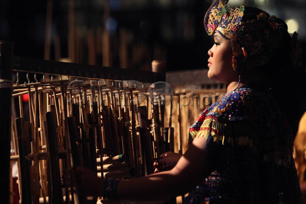Lestarikan Angklung