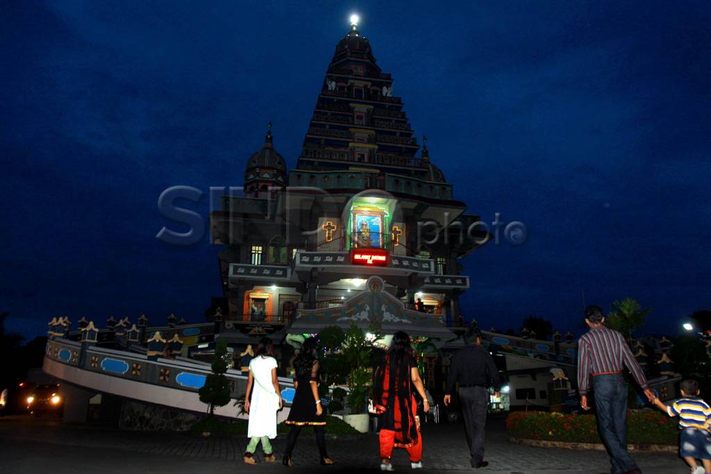 Misa Natal Gereja Bunda...