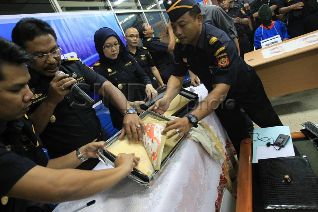 Penyeludupan Sabu Via...