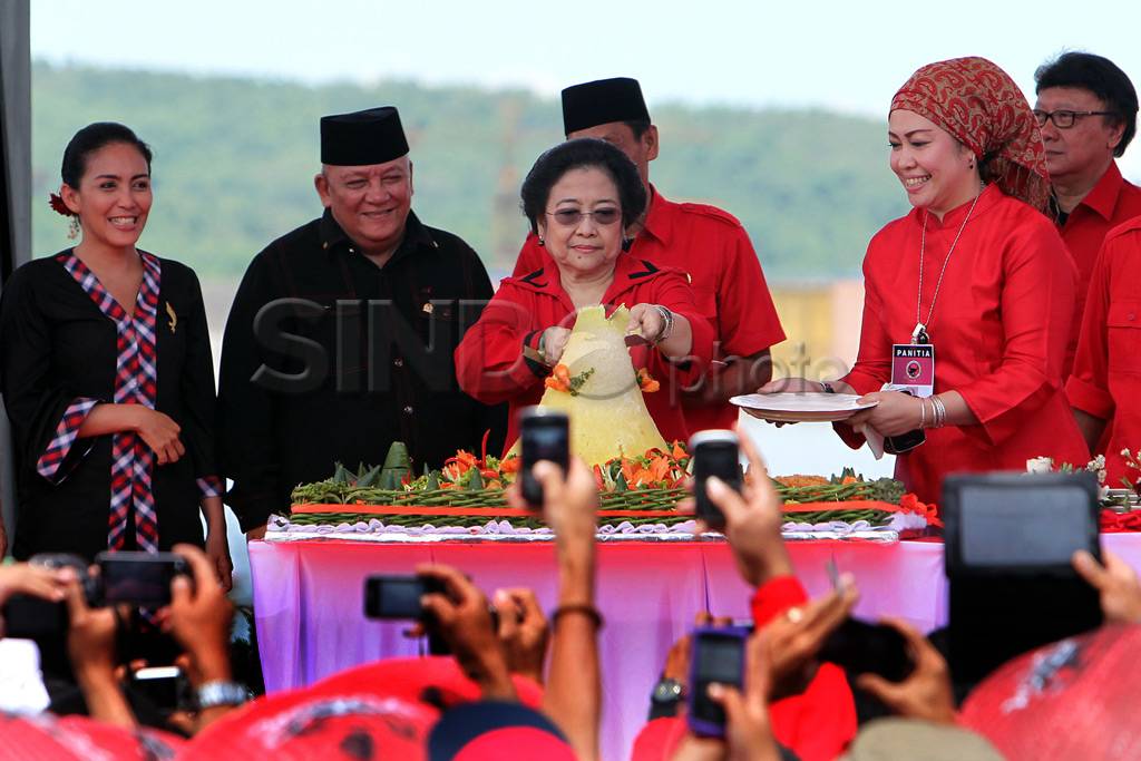 40 Tahun PDIP di Hadiri...