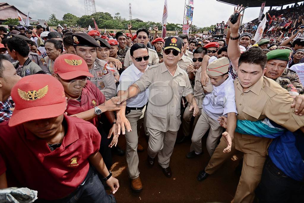 Prabowo Hadiri Kampanye...