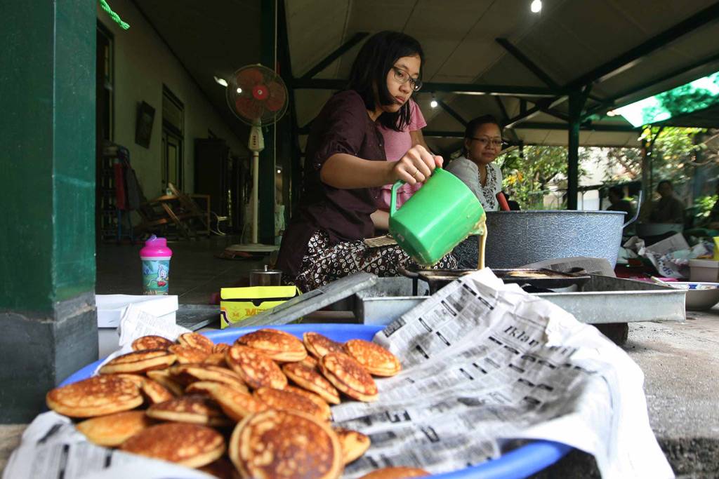 Apem, Tradisi Menyambut...