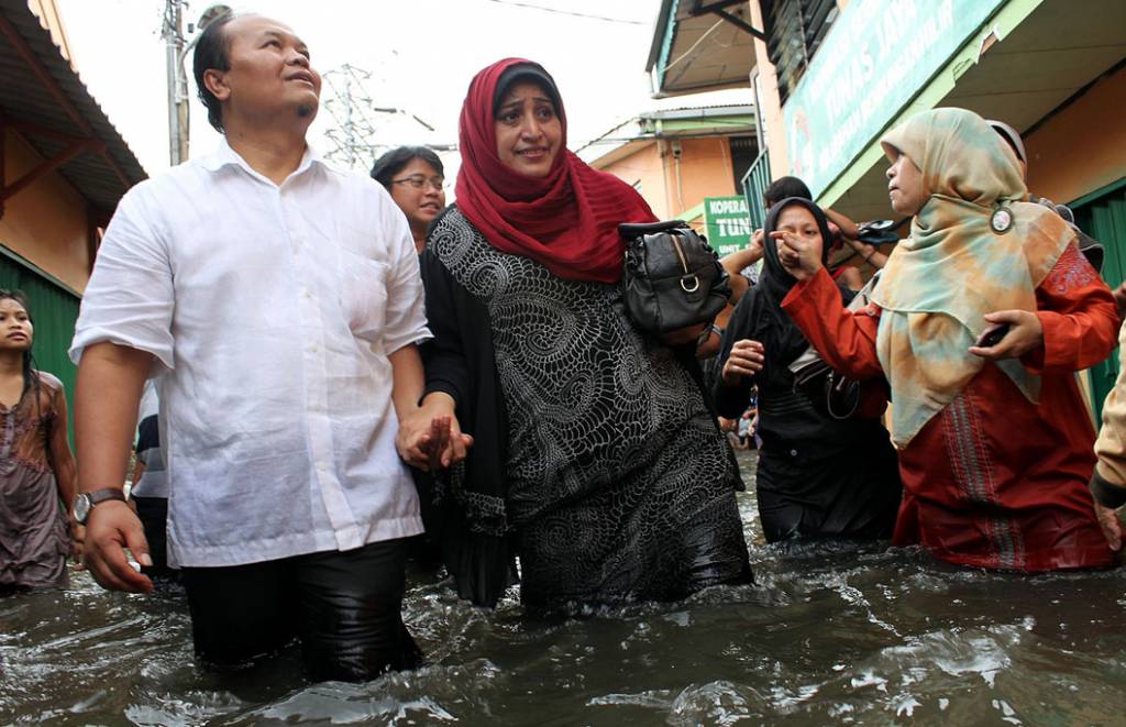 Beri Bantuan Banjir