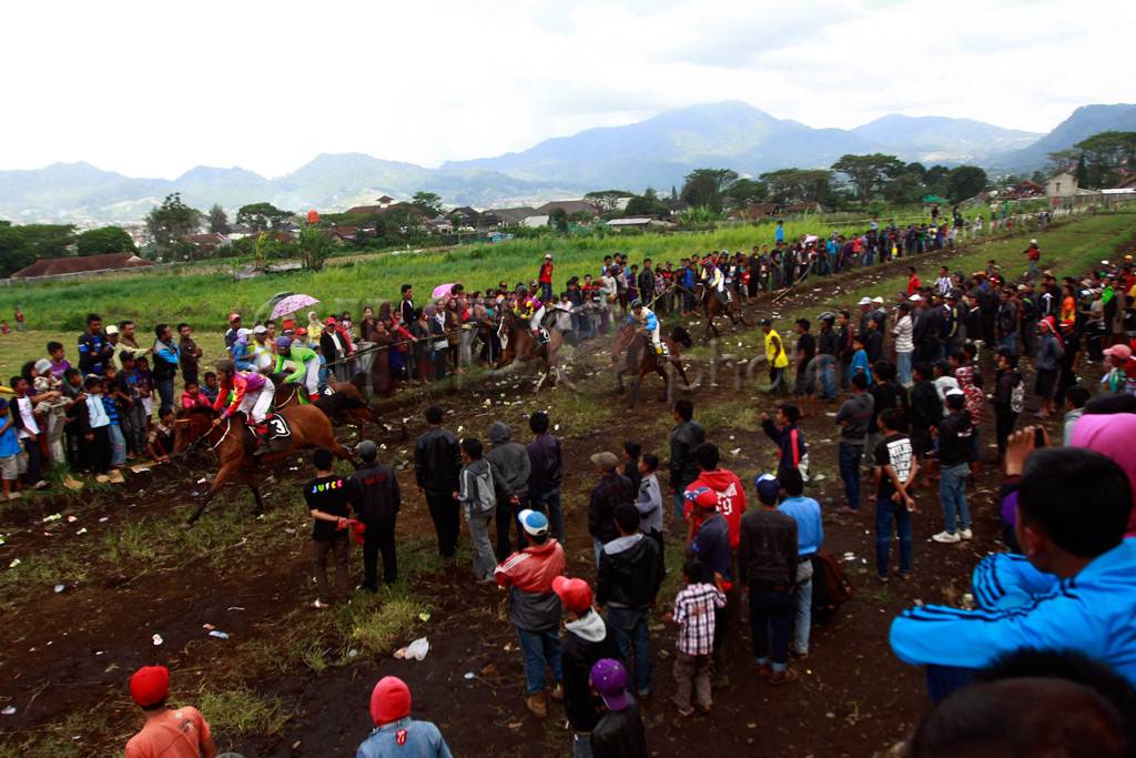 Pacuan Kuda Tradisional