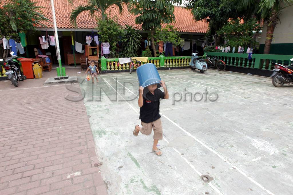 Bertahan di Pengungsian