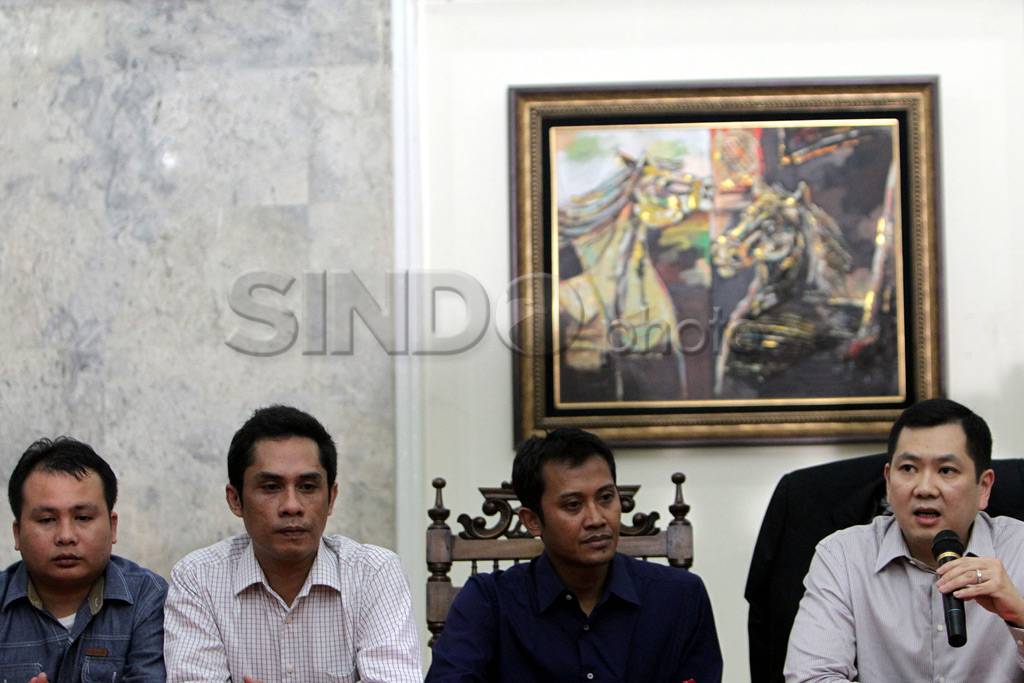 Hary Tanoesoedibjo Mundur...
