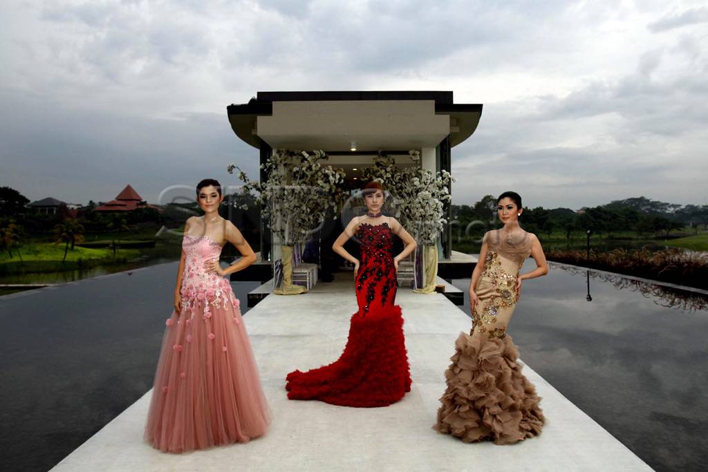 Kemewahan Fashion di...