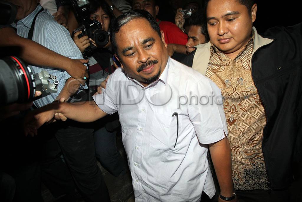 Luthfi Hasan Ishaaq...