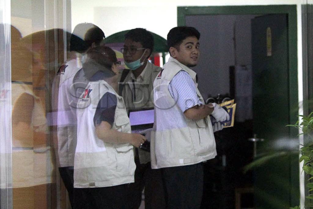 KPK Geledah Dirjen Peternakan...