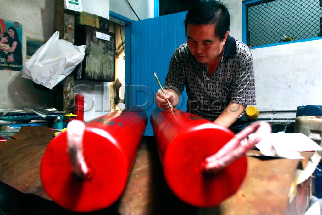 Lilin Raksasa